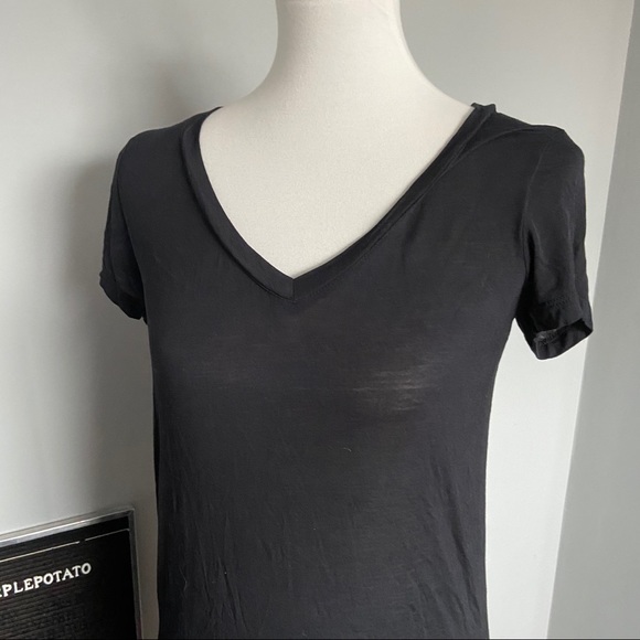 Prana Black Short Sleeve V-Neck Ruched Dress - Picture 3 of 6